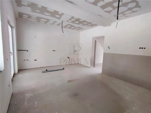 Duplex toate utilitatile - langa asfalt - zona excelenta - personalizare interioara - teren 385 mp - imagine 5