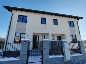 Duplex toate utilitatile - teren generos