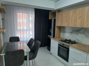 Garsoniera de inchiriat in zona drumul taberei aproape de metrou cu centrala proprie - imagine 2