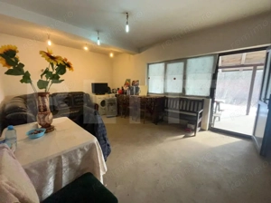 Casa cu etaj si mansarda, 5 camere, zona Santa, Mogosesti - imagine 2