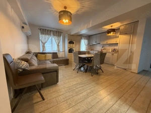 Apartament 3 camere, 90 mp, open-space – zonă centrală