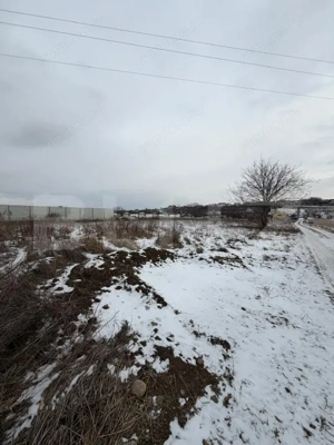 Teren intravilan, 1200 mp, posibilitate de parcelare Lisaura 