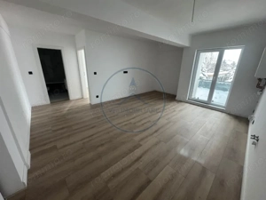  Apartament etaj 1 / 3 camere / 2 bai / 85 mp utili ZONA SUD 