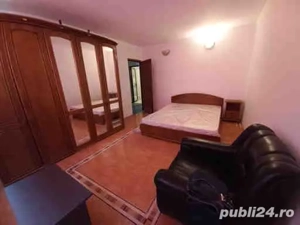 Închiriez apartament 