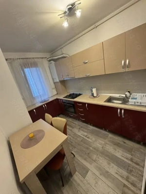 Proprietar inchriez apartament