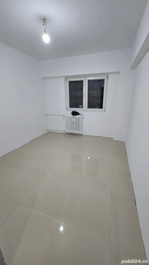 Inchiriez spatiu comercial- apartament 4 camere, Parter