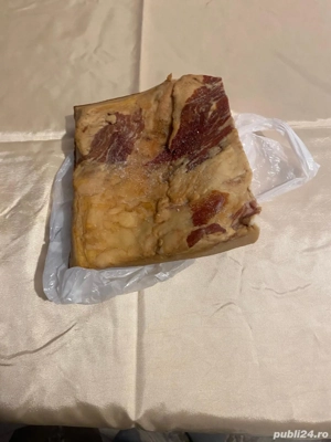 Vând slănină,cârnați,jumări,caltaboș 