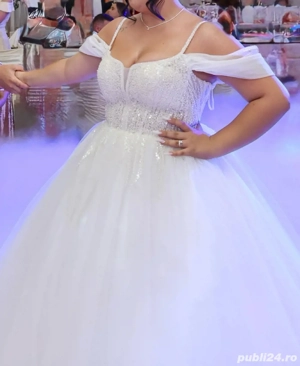 Rochie mireasa tip prințesă - imagine 3