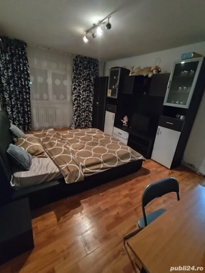 2 decomandate SEMICENTRAL,etaj 4 cu acoperis pod,renovat