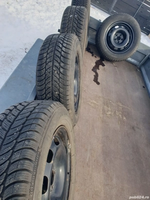Anvelope 195/65R15 de iarna +Jante Golf IV (4) - imagine 3