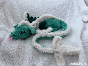 Dragoni croșetați, handmade la comandă, jucării pentru copii