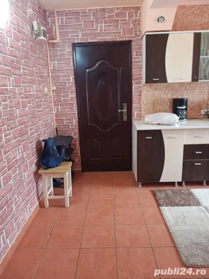 Vând apartament semidecomandat cu două camere  - imagine 2