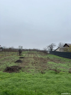 Vand pamant Intravilan