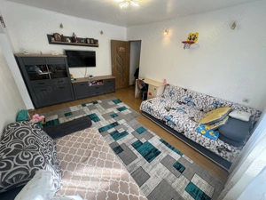 Apartament 2 camere zona Poarta 6