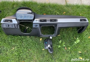 Dezmembrez BMW 320i 2006  - imagine 2