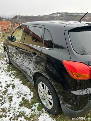 Dezmembrez Mitsubishi ASX4 1.8 diesel 2011 - imagine 2