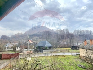 Casă / Vilă cu 7 camere de vânzare - imagine 6