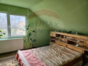 Casă / Vilă cu 7 camere de vânzare - imagine 20