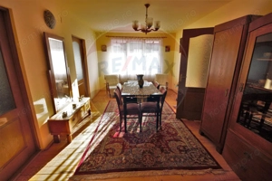 Casă / Vilă cu 7 camere de vânzare - imagine 9