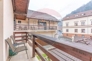 Proprietate turistică cu 14 camere, poziționare excepțională – Râșnov - imagine 4