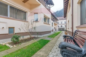 Proprietate turistică cu 14 camere, poziționare excepțională – Râșnov - imagine 5