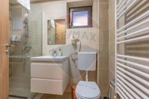 Proprietate turistică cu 14 camere, poziționare excepțională – Râșnov - imagine 15