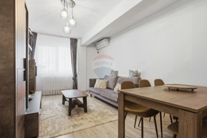 De vânzare Apartament cu 3 camere 83 mp Complex Iris 0% comision