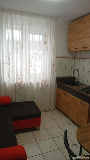 Proprietar,inchiriez garsoniera - imagine 2