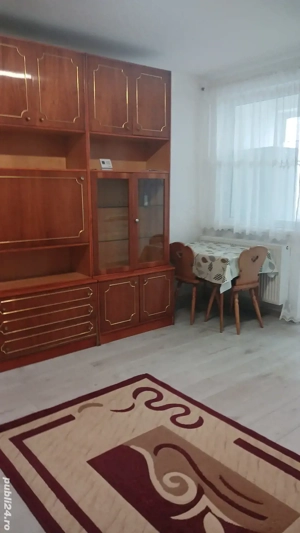 Garsoniera de inchiriat confort 1 pe str. Independentei,etaj5, mobilat, utilata