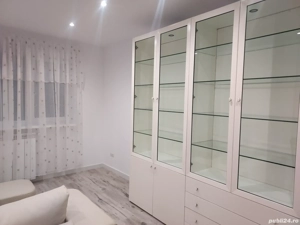 Inchiriez apartament 3 camere, decomandat, etaj 2, Precista