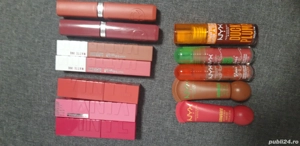 Produse cosmetice si ingrijire personala