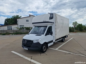 Autoutilitara Mercedes Sprinter