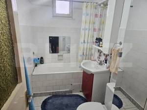 Apartament 3 camere, zona Spital Judetean - imagine 12
