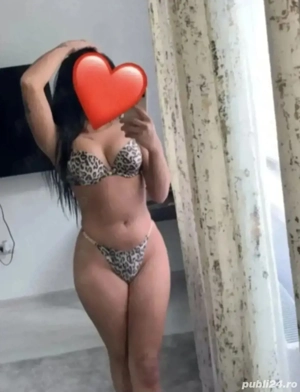 Sunt noua la tine în oraș 