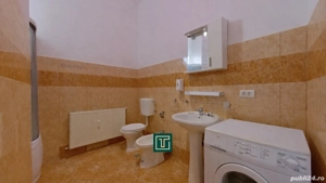 Apartament cu 2 camere de închiriat   Central, clădire istorică, ideal locuință sau birou