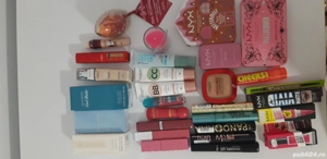 Produse cosmetice si ingrijire personala