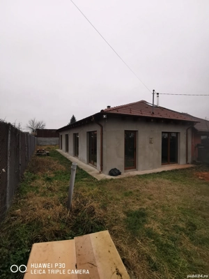 Casa chiar in Onesti. Eleganta, diferita, personalizabila si cu potential! - imagine 20