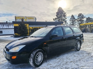 Ford focus! 1.6 benzină!  An 2001! Geamuri electrice! Radio MP3! 2 chei