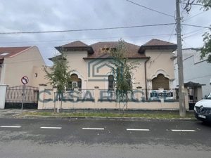 Proprietate unica de vanzare central + 1215mp teren