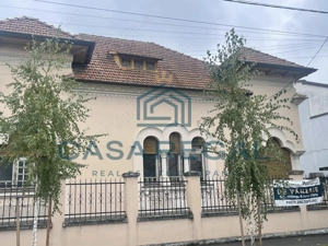 Proprietate unica de vanzare central + 1215mp teren - imagine 13