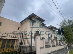 Proprietate unica de vanzare central + 1215mp teren - imagine 12