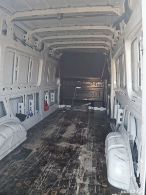 Dubă Volkswagen Crafter - imagine 3