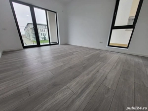 Bloc Nou. Etaj 1. Decomandat. Bucatarie Inchisa - imagine 3