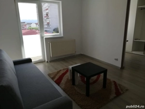 Inchiriez apartament renovat, mobilat si utilat
