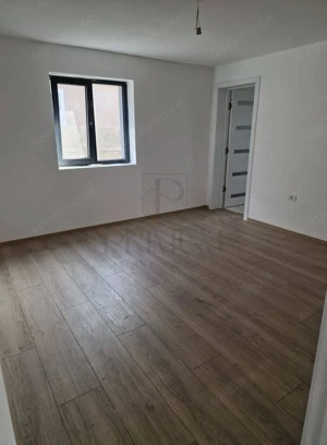 Sanmihaiul Roman- toate utilitatile- 4 camere- pozitie excelenta - imagine 4