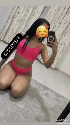 Monica! Adaugă-mă la favorite! 