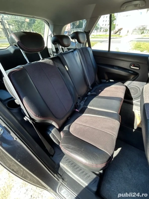 Kia Carens - imagine 4