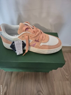 Sneakers Adidasi Lacoste, noi, cu eticheta