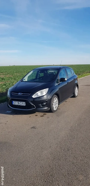 Vând ford c-max titanium