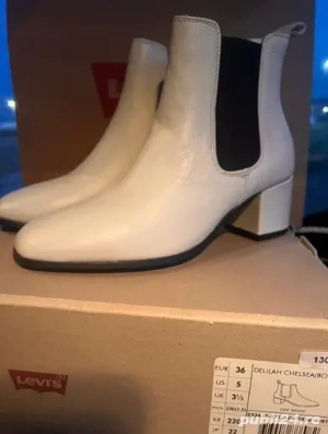 Botine cu toc Levis  - imagine 3